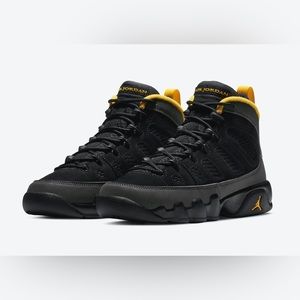Air Jordan 9 University Gold
